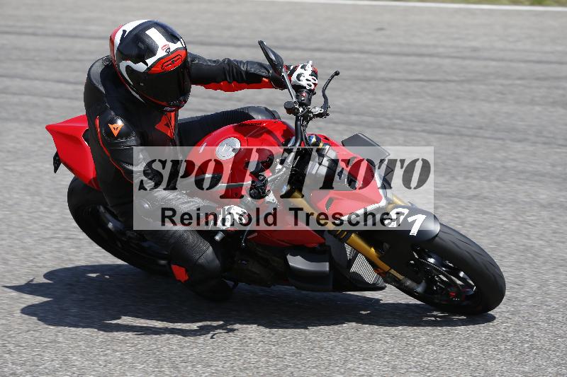 /Archiv-2025/26 11.06.2025 Peter Studer have fun ADR/Gruppe blau/91